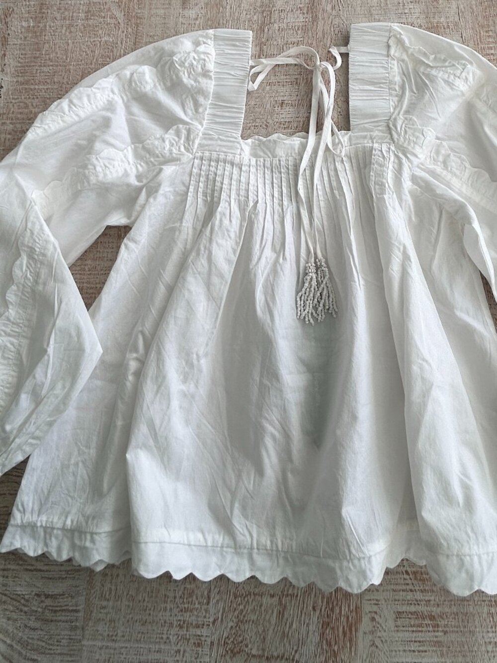 Farm Rio Off-White Long Sleeve Smocked Blouse/Top/Shirt Scalloped Size Small NWT - Picture 4 of 12